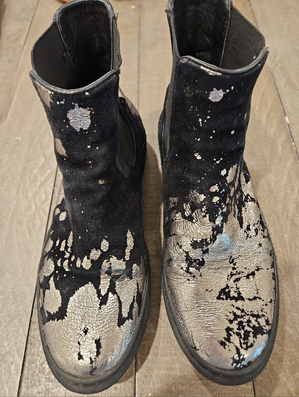 AllSaints Women's Metallic Crackled Leather Chelsea Ankle Boots Black Silver 37